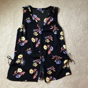 ModCloth Floral Button Down Tunic Split sides